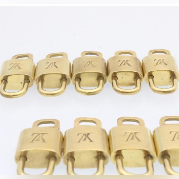 Louis Vuitton Lock (with or without Key) Authentic Lock with customized sparkle - Picture 5 of 7